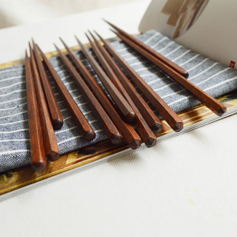 عيدان الخشب الصلب المنزلية الي - مراجعة Bamboo Cutlery Travel وسعره